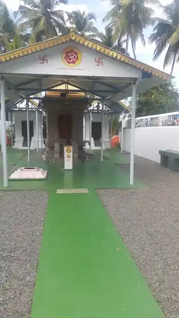 Arulmigu Thirumadam Azhia Manavalaswamy Temple, Theroor - 629704 அருள்மிகு திருமடம் அழகிய மணவாளசாமி திருக்கோயில், Theroor - 629704, Kanyakumari - Ancient Temple Architecture and History Image 3