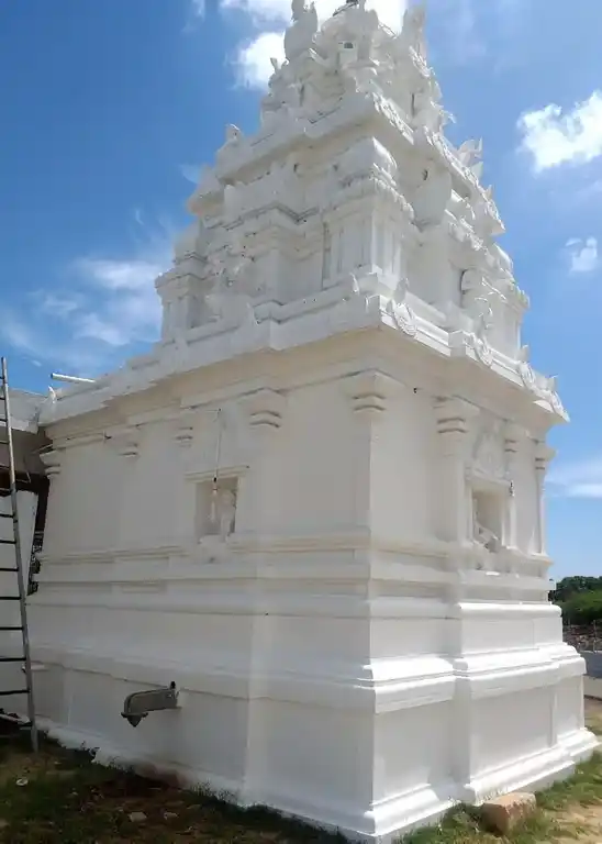 Arulmigu Thirumal Sastha Temple, Pazhayakayal - 628152 அருள்மிகு திருமால் சாஸ்தா திருக்கோயில், Pazhayakayal - 628152, Thoothukudi - Ancient Temple Architecture and History Image 2