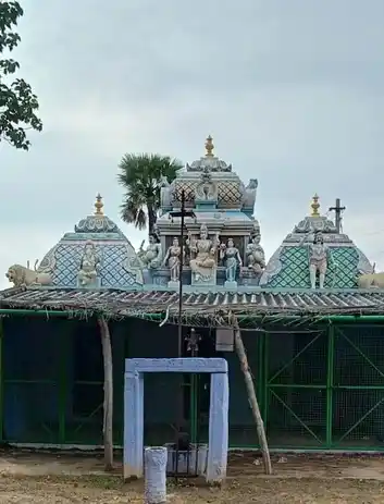 Arulmigu Thirumalaayamman Temple, Edaikalpady - 639202 Temple