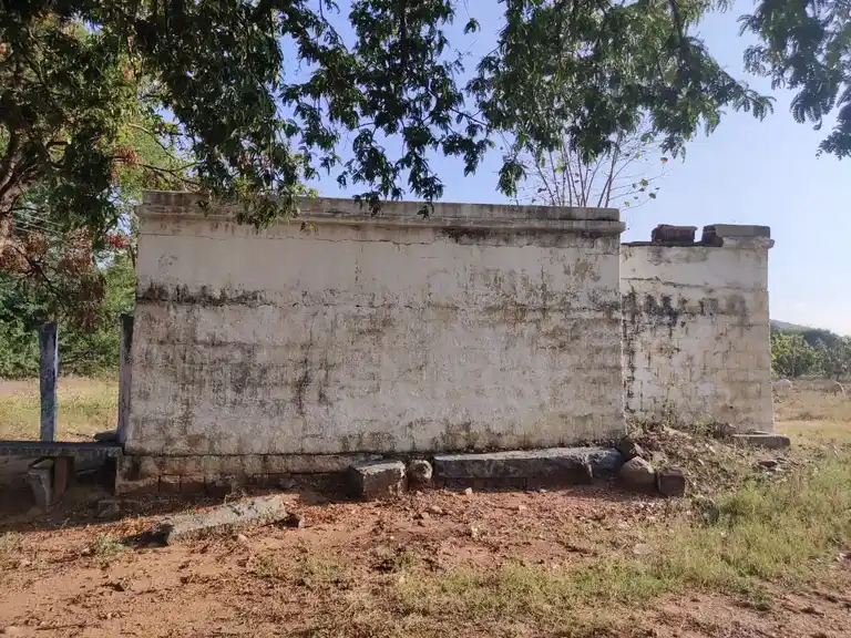 Arulmigu Thirumalai Devar Temple, Agaram - 635119 அருள்மிகு திருமலைத்தேவர் திருக்கோயில், இட்டிக்கல் அகரம் - 635119, Krishnagiri - Ancient Temple Architecture and History Image 4