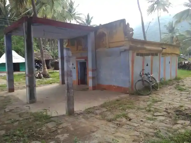 Arulmigu Thirumalai Devar Temple, Marandahalli Road, Panjappalli - 636812 அருள்மிகு திருமலை தேவர் திருக்கோயில், Marandahalli Road, Panjappalli - 636812, Dharmapuri - Ancient Temple Architecture and History Image 6