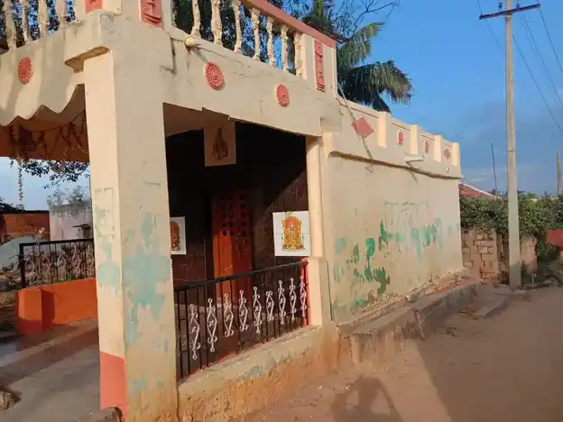 Arulmigu Thirumalaidevar Temple, Achetipalli, Edapalli - 635110 Arulmigu Thirumalaidevar Temple, Achetipalli, Edapalli - 635110, Krishnagiri - Ancient Temple Architecture and History Image 3
