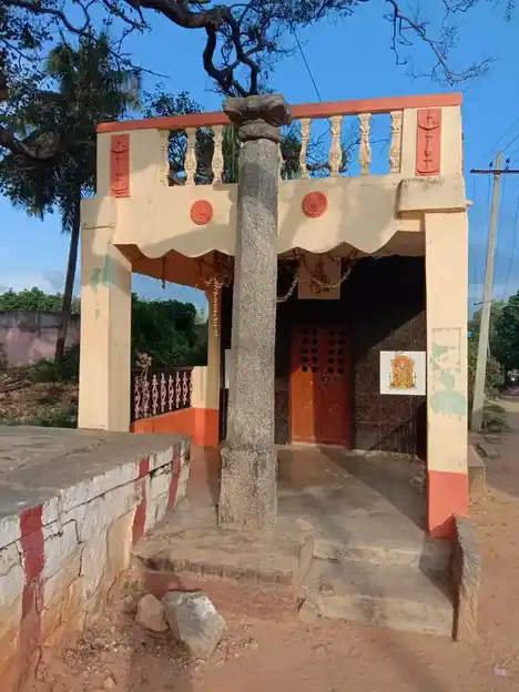 Arulmigu Thirumalaidevar Temple, Achetipalli, Edapalli - 635110 Arulmigu Thirumalaidevar Temple, Achetipalli, Edapalli - 635110, Krishnagiri - Ancient Temple Architecture and History Image 4