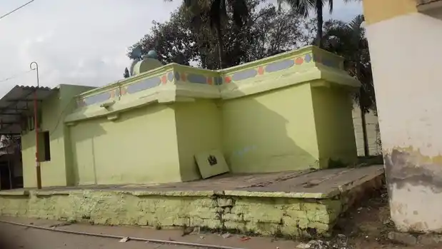 Arulmigu Thirumalaidevar Temple, Kundumaranapalli - 635113 அருள்மிகு திருமலை தேவர் திருக்கோயில், Kundumaranapalli - 635113, Krishnagiri - Ancient Temple Architecture and History Image 2