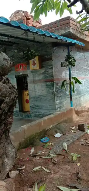 Arulmigu Thirumalaidevar Temple, Seekkanapalli - 635105 அருள்மிகு திருமலைத் தேவர் திருக்கோயில், Seekkanapalli - 635105, Krishnagiri - Ancient Temple Architecture and History Image 4