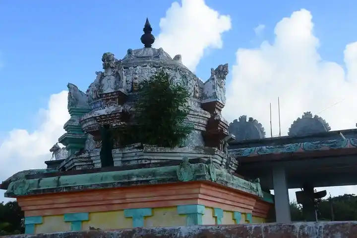 Arulmigu Thirumalairajeshwarar Temple, Kidarankondan - 609309 அருள்மிகு திருமலை ராஜேஸ்வரி திருக்கோயில், Kidaramgondan - 609309, Mayiladuthurai - Ancient Temple Architecture and History Image 3