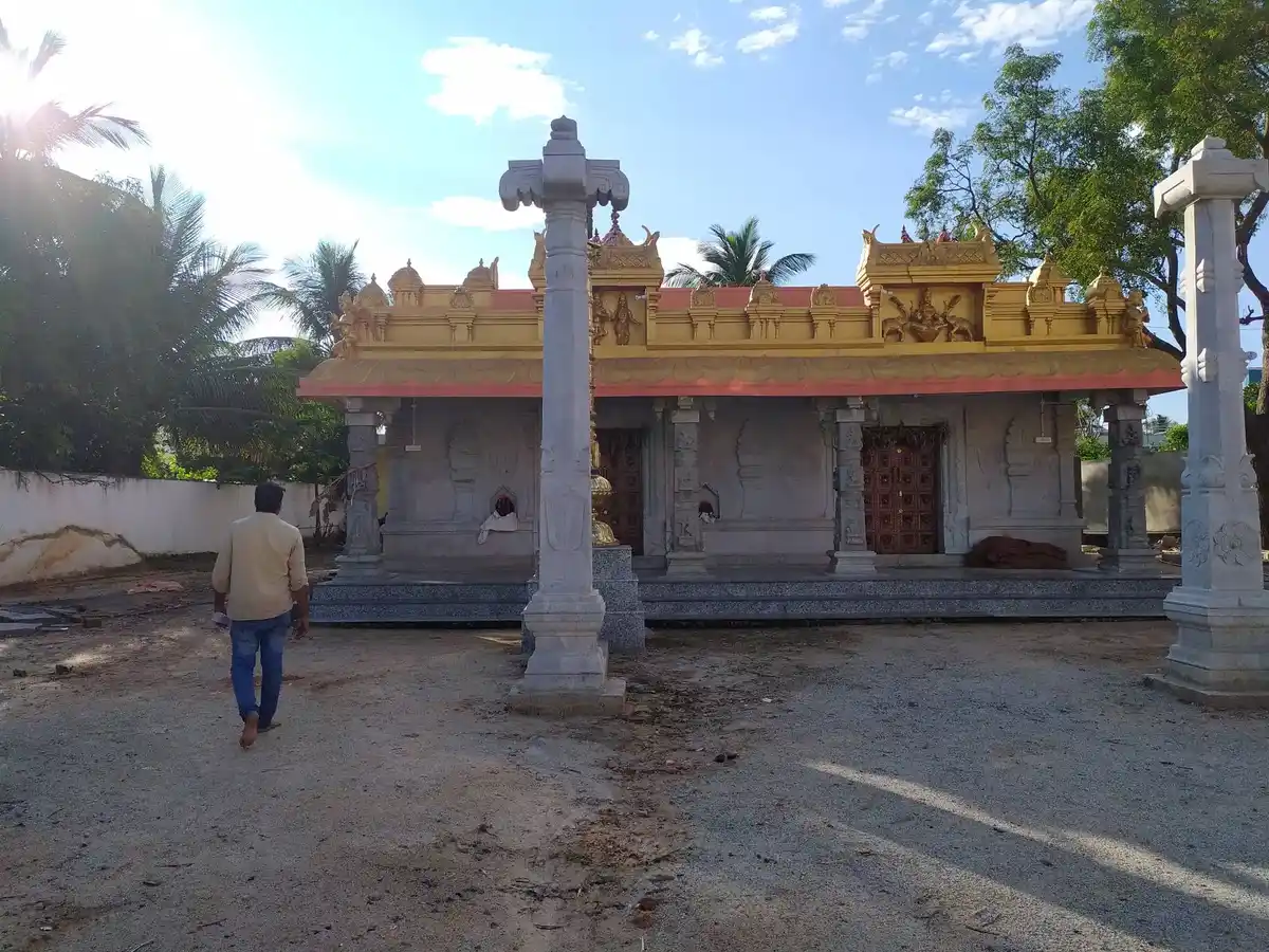 Arulmigu Thirumalaithevar Temple, Balanapalli, Sengodachinnahalli - 635118 Temple