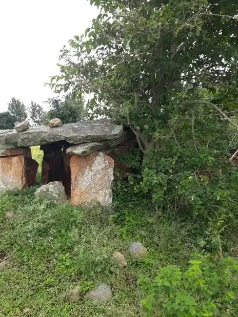 Arulmigu Thirumalaithevar Temple, Udedurgam - 635113 Arulmigu Thirumalaithevar Temple, Udedurgam - 635113, Krishnagiri - Ancient Temple Architecture and History Image 2