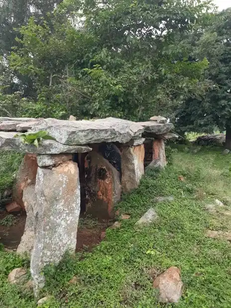 Arulmigu Thirumalaithevar Temple, Udedurgam - 635113 Arulmigu Thirumalaithevar Temple, Udedurgam - 635113, Krishnagiri - Ancient Temple Architecture and History Image 3