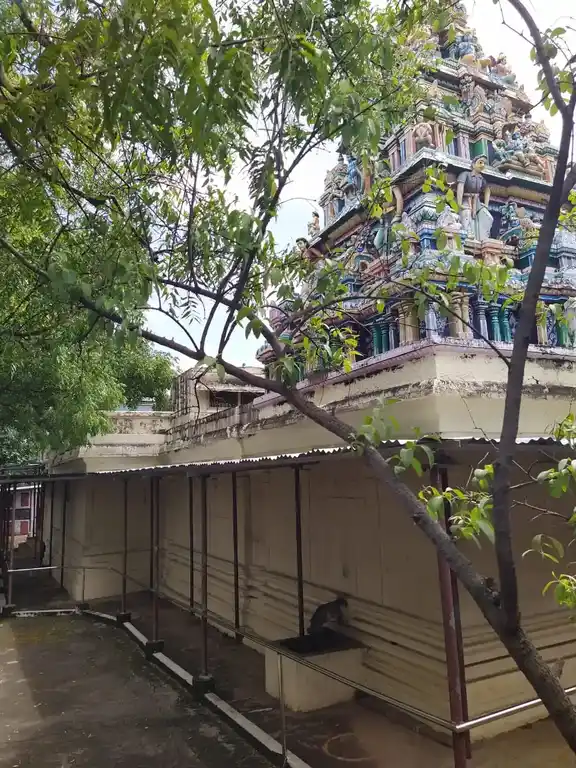 Arulmigu Thirumalaiurayaperumal Temple, Kombai - 625521 அருள்மிகு திருமலைராயப்பெருமாள் திருக்கோயில், கோம்பை - 625521, Theni - Ancient Temple Architecture and History Image 2