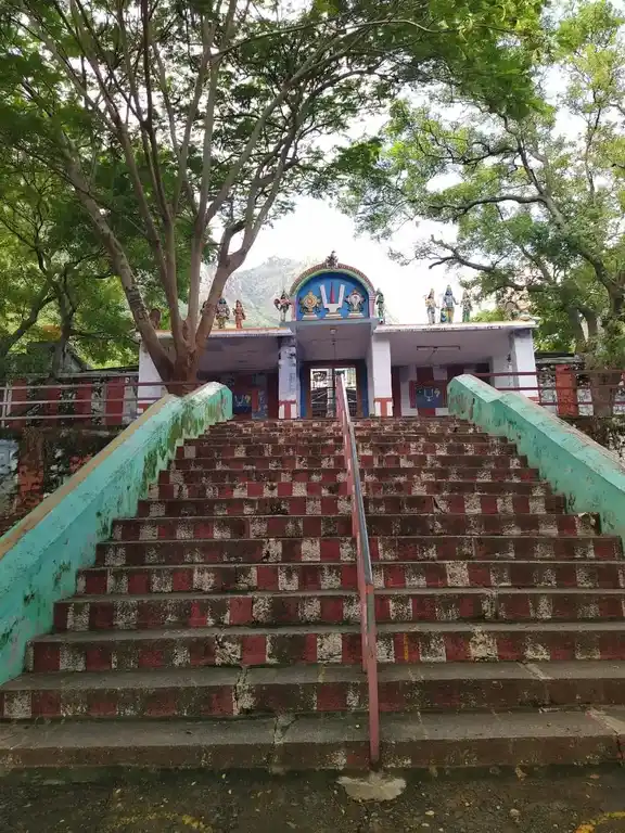 Arulmigu Thirumalaiurayaperumal Temple, Kombai - 625521 அருள்மிகு திருமலைராயப்பெருமாள் திருக்கோயில், கோம்பை - 625521, Theni - Ancient Temple Architecture and History Image 4