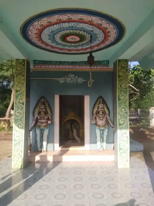 Arulmigu Thirumalaiyandi Temple, Sokkanathampatti - 622203 அருள்மிகு திருமலையாண்டி திருக்கோயில், சொக்கநாதபட்டி - 622203, Pudukkottai - Ancient Temple Architecture and History Image 7