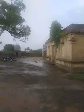 Arulmigu Thirumanganeeswarar Temple, Karaiyur, Ponnamaravati Taluk - 622002 அருள்மிகு திருமாங்கனீஸ்வரர் திருக்கோயில், காரையூர், பொன்னமராவதி வட்டம் - 622002, Pudukkottai - Ancient Temple Architecture and History Image 13