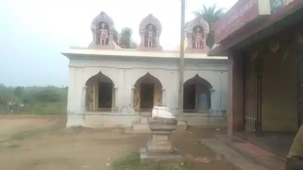 Arulmigu Thirumankulatheeswarar Temple, Ekirimankalam - 620003 Arulmigu Thirumankulatheeswarar Temple, Ekirimankalam - 620003, Thiruchirappalli - Ancient Temple Architecture and History Image 4