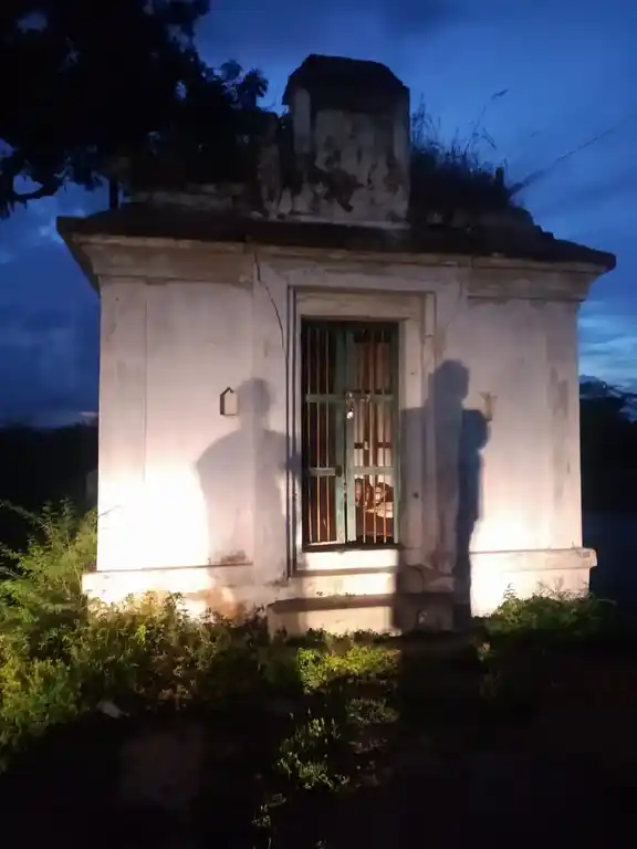 Arulmigu Thirumeni Ayyanar Vagayara Temple, Bootharayanallur - 613602 அருள்மிகு திரமேனி அய்யனார் வகையறா திருக்கோயில், பூதராயநல்லுர் - 613602, Thanjavur - Ancient Temple Architecture and History Image 4