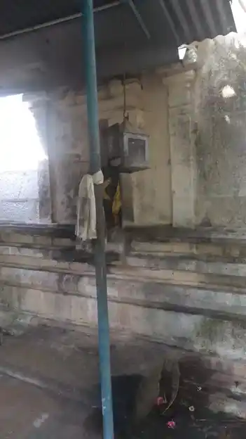 Arulmigu Thirumeninatha Swamy and Mariyamman Temple, Memaathur - 609309 அருள்மிகு திருமேனிநாத சுவாமி மற்றும் மாரியம்மன் கோயில், மேமாத்தூர் - 609309, Mayiladuthurai - Ancient Temple Architecture and History Image 4