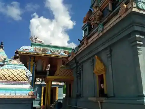 Arulmigu Thirumeninathar And Azhagusundhariyamman Temple, Natham - 609118 Arulmigu Thirumeninathar And Azhagusundhariyamman Temple, Natham - 609118, Mayiladuthurai - Ancient Temple Architecture and History Image 4