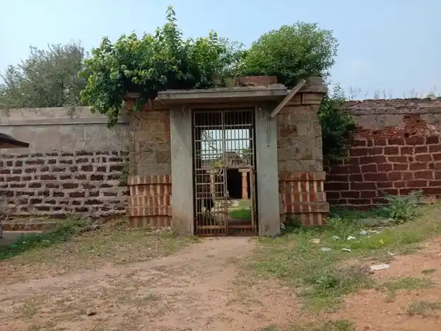 Arulmigu Thirumeninathaswamy Temple, Olugamangalam - 630204 Temple