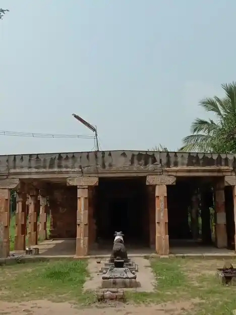 Arulmigu Thirumeninathaswamy Temple, Olugamangalam - 630204 அருள்மிகு திருமேனிநாதசுவாமி திருக்கோயில், Olugamangalam - 630204, Sivagangai - Ancient Temple Architecture and History Image 2