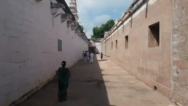 Arulmigu Thirumeninathaswamy Temple, Tiruchuli - 626129 அருள்மிகு திருமேனிநாதசுவாமி திருக்கோயில், திருச்சுழி - 626129, Virudhunagar - Ancient Temple Architecture and History Image 8