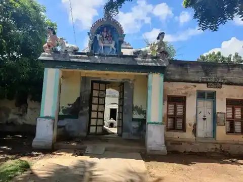Arulmigu Thirumeniyazahagar Swamy Temple, Manigramam - 609114 அருள்மிகு திருமேனியழகர் சுவாமி திருக்கோயில், மணிகிராமம் - 609114, Mayiladuthurai - Ancient Temple Architecture and History Image 2