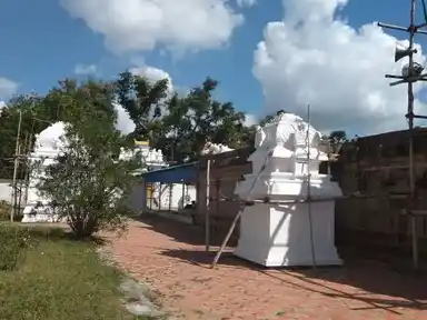 Arulmigu Thirumoolanathar Temple, Thiruvidaiyapatti, Alangudi Taluk - 622303 அருள்மிகு திருமூலநாதர் திருக்கோயில், திருவிடையாப்பட்டி, ஆலங்குடி வட்டம் - 622303, Pudukkottai - Ancient Temple Architecture and History Image 2