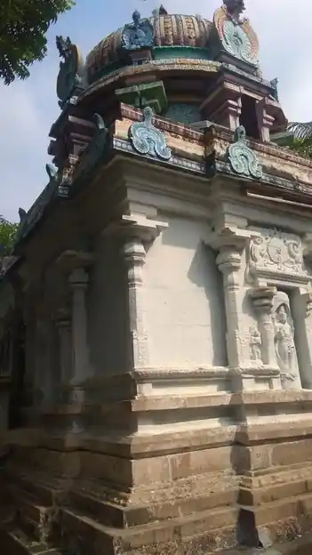 Arulmigu Thirumulanatha Swamy Temple, Kizha Mathur - 609309 Arulmigu Thirumulanatha Swamy Temple, Kizha Mathur - 609309, Mayiladuthurai - Ancient Temple Architecture and History Image 4