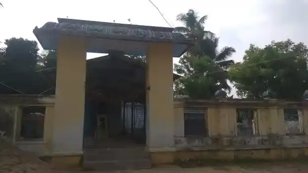Arulmigu Thirumulanatha Swamy Temple, Kizha Mathur - 609309 Arulmigu Thirumulanatha Swamy Temple, Kizha Mathur - 609309, Mayiladuthurai - Ancient Temple Architecture and History Image 5