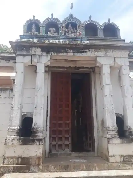 Arulmigu Thirunethranathaswamy Temple, Thiruvarur - 610003 அருள்மிகு திருநேத்ரநாதசுவாமி திருக்கோயில், திருவாரூர் - 610003, Thiruvarur - Ancient Temple Architecture and History Image 4