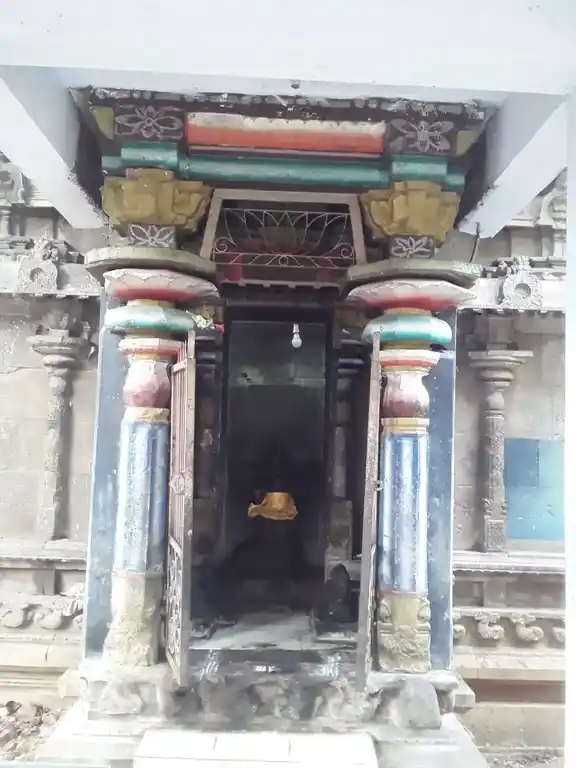 Arulmigu Thirunokkiaalagiya Natha Swamy Temple, Thiruppuvanam - 630611 அருள்மிகு திருநோக்கியஅழகியநாதசுவாமிகோயில், திருப்பாச்சேத்தி கோயில், Thiruppuvanam - 630611, Sivagangai - Ancient Temple Architecture and History Image 7