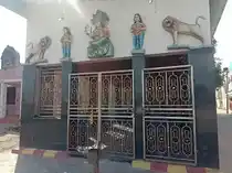 Arulmigu Thirupathi Gangaiyamman Temple, Devalapuram - 635802 அருள்மிகு திருப்பதிகெங்கையம்மன் திருக்கோயில், தேவலாபுரம் - 635802, Thirupathur - Ancient Temple Architecture and History Image 2