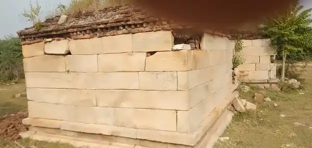 Arulmigu Thiruppoondeeswarar, Pidaari, Senbagavinayagar Temple, Theraavur - 621316 அருள்மிகு திருப்பூண்டீஸ்வரர்,பிடாரி,செண்பக விநாயகர் திருக்கோயில், Theraavur - 621316, Pudukkottai - Ancient Temple Architecture and History Image 2