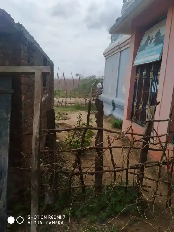 Arulmigu Thiruppuvaneshwarar Temple, Kumilendal - 623538 அருள்மிகு. திருப்புவனேஸ்வரர் திருக்கோயில், Kumilendal - 623538, Ramanathapuram - Ancient Temple Architecture and History Image 3