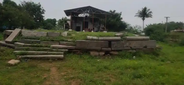 Arulmigu Thirupuvaneshwarar Temple, Peramandur - 604302 அருள்மிகு திருபுவனேஸ்வரர் திருக்கோயில், Peramandur - 604302, Viluppuram - Ancient Temple Architecture and History Image 6