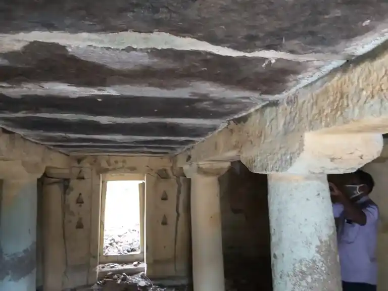 Arulmigu Thiruthaleeswarar Temple, Anpoondi - 632114 அருள்மிகு திருத்தாளீஸ்வரர் திருக்கோயில், அன்பூண்டி - 632114, Vellore - Ancient Temple Architecture and History Image 9