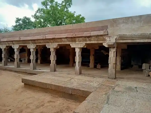 Arulmigu Thiruvaleeswaranatha Swamy Temple, Street End, Thiruvalleeswaram - 627413 அருள்மிகு திருவாலீஸ்வரநாத சுவாமி திருக்கோயில், Street End, Thiruvalleeswaram - 627413, Tirunelveli - Ancient Temple Architecture and History Image 8