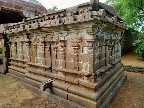 Arulmigu Thiruvaleeswaranatha Swamy Temple, Street End, Thiruvalleeswaram - 627413 அருள்மிகு திருவாலீஸ்வரநாத சுவாமி திருக்கோயில், Street End, Thiruvalleeswaram - 627413, Tirunelveli - Ancient Temple Architecture and History Image 10