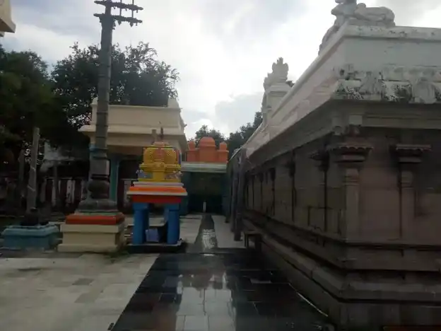 Arulmigu Thiruvaleeswarar Temple, Arpakkam - 631603 அருள்மிகு திருவாலீஸ்வரர் திருக்கோயில், ஆற்பாக்கம் - 631603, Kancheepuram - Ancient Temple Architecture and History Image 3