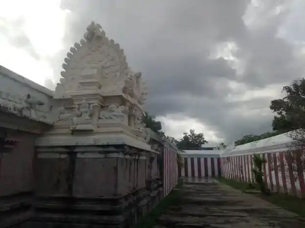 Arulmigu Thiruvaleeswarar Temple, Arpakkam - 631603 அருள்மிகு திருவாலீஸ்வரர் திருக்கோயில், ஆற்பாக்கம் - 631603, Kancheepuram - Ancient Temple Architecture and History Image 5