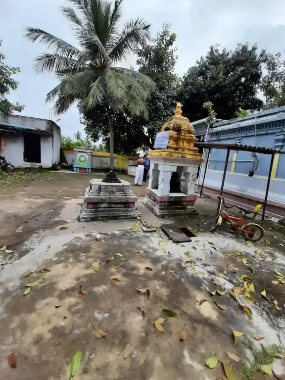 Arulmigu Thiruvaleeswarar Temple, Natham - 601204 அருள்மிகு திருவாலீஸ்வரர் திருக்கோயில், நத்தம் - 601204, Tiruvallur - Ancient Temple Architecture and History Image 2