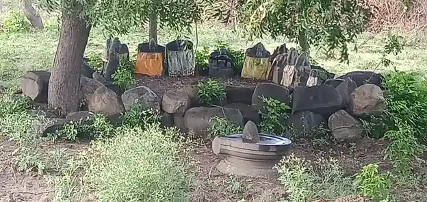 Arulmigu Thiruvambaliswarar Temple, East Rajapalayam - 636116 அருள்மிகு திருவம்பாலீஸ்வரர் திருக்கோயில், East Rajapalayam - 636116, Salem - Ancient Temple Architecture and History Image 3