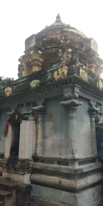 Arulmigu Thiruvanatheshwarar Thiruloganathar Temple, Erumputhalai - 613504