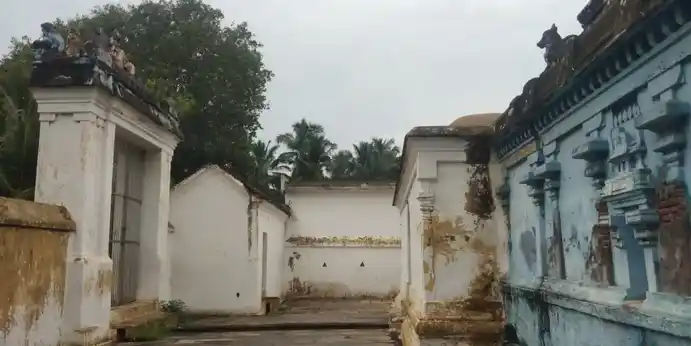 Arulmigu Thiruvanatheshwarar Thiruloganathar Temple, Erumputhalai - 613504 அருள்மிகு திருவனந்திஸ்வரர் திருக்கோயில், Erumputhalai - 613504, Thanjavur - Ancient Temple Architecture and History Image 8