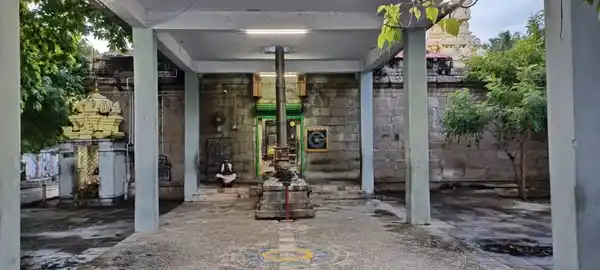 Arulmigu Thiruvareswarar Temple, Sadhurangapattinam - 603102 அருள்மிகு திருவரேஸ்வரர் சுவாமி திருக்கோயில், சதுரங்கப்பட்டினம் - 603102, Chengalpattu - Ancient Temple Architecture and History Image 3