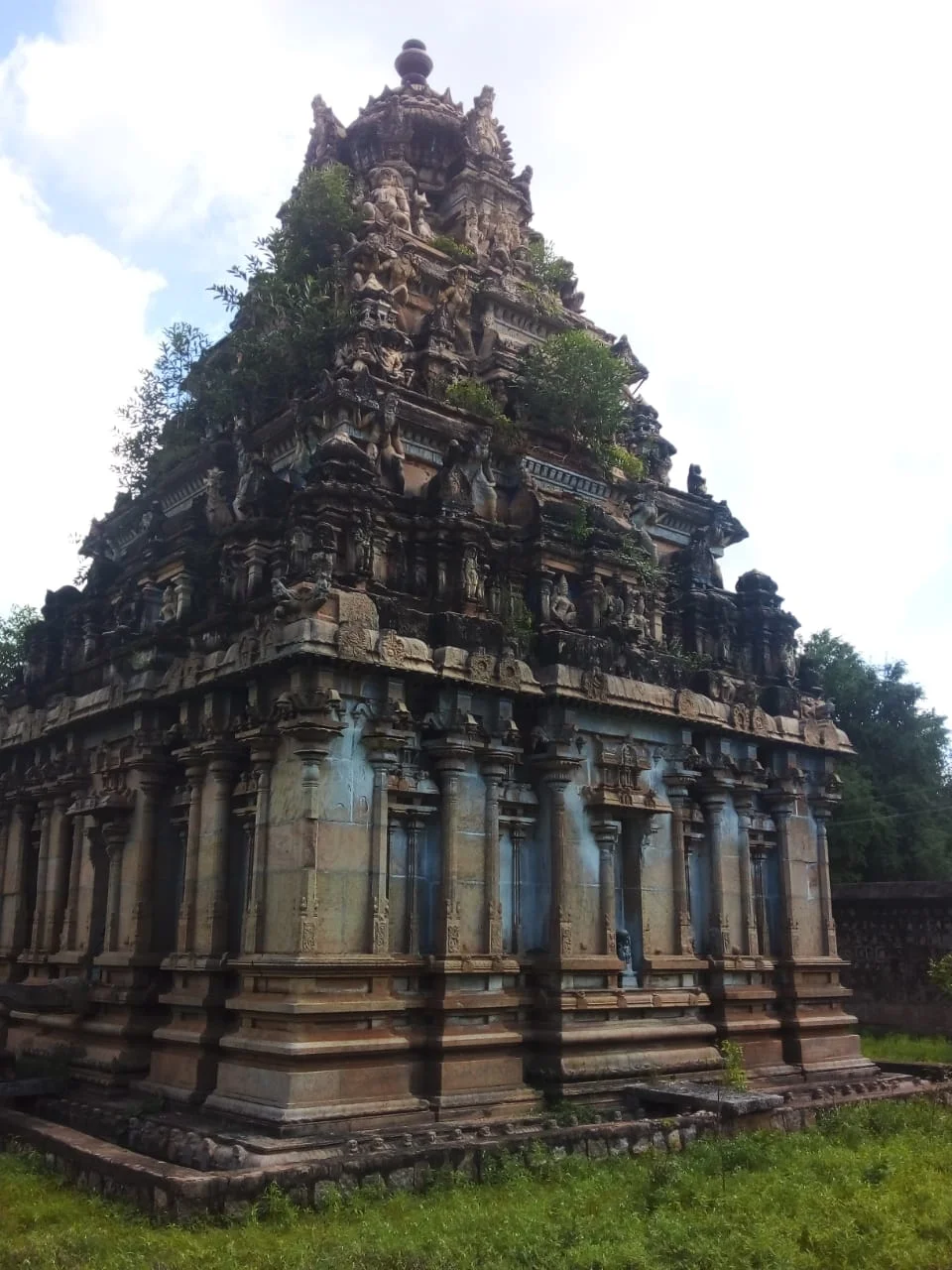 அருள்மிகு திருவருட்காளீஸ்வரர் திருக்கோயில், Thirukkalampur - 622403 - Main View