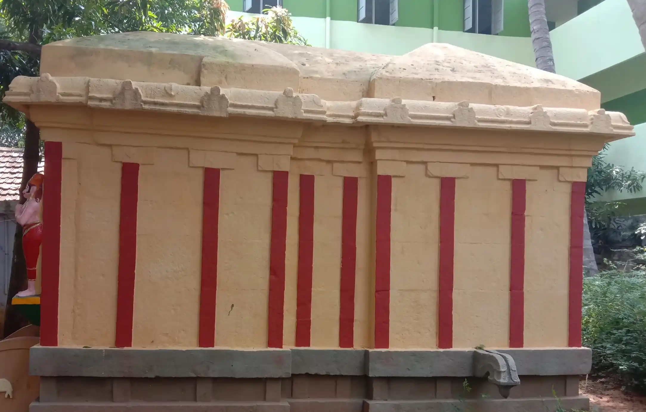 Arulmigu Thiruvasal Ravi Vinnayakar Temple, Parakai - 629601 அருள்மிகு திருவாசல் இரவி விநாயகர் திருக்கோயில், Parakai - 629601, Kanyakumari - Ancient Temple Architecture and History Image 3