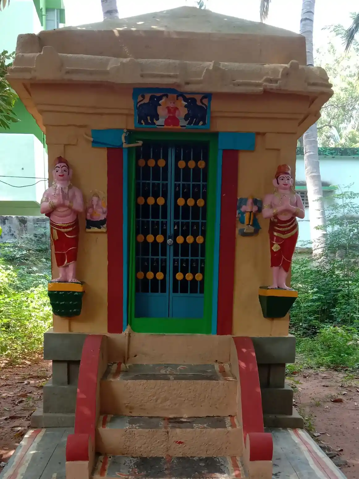Arulmigu Thiruvasal Ravi Vinnayakar Temple, Parakai - 629601 அருள்மிகு திருவாசல் இரவி விநாயகர் திருக்கோயில், Parakai - 629601, Kanyakumari - Ancient Temple Architecture and History Image 4