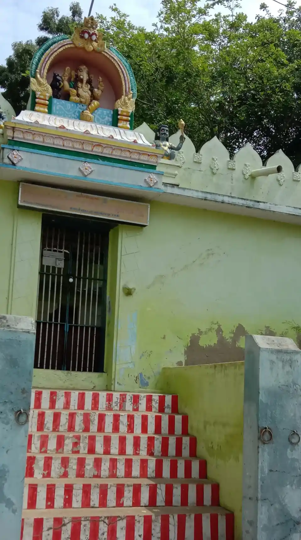 Arulmigu Thiruvazhi Marban Pillaiyar Temple, Parakai - 629601 அருள்மிகு திருவாழிமார்பன் பிள்ளையார் திருக்கோயில், Parakai - 629601, Kanyakumari - Ancient Temple Architecture and History Image 4