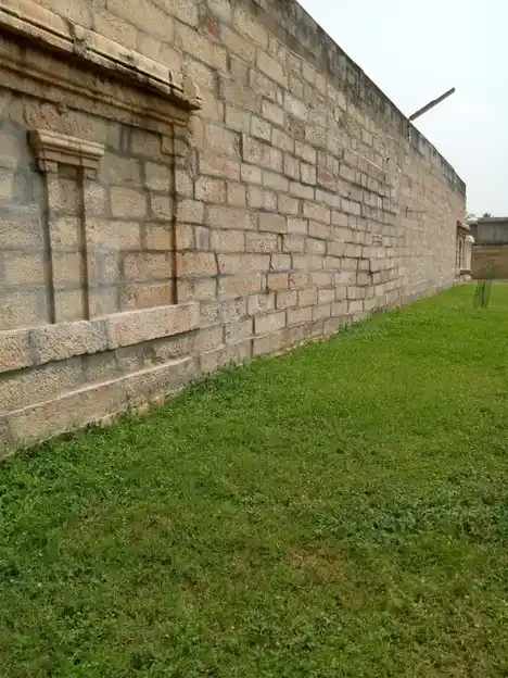 Arulmigu Thiruvazhutheeswarar Temple, Earvadi - 627103 அருள்மிகு திருவழுதீஸ்வரர் திருக்கோயில், ஏர்வாடி - 627103, Tirunelveli - Ancient Temple Architecture and History Image 4