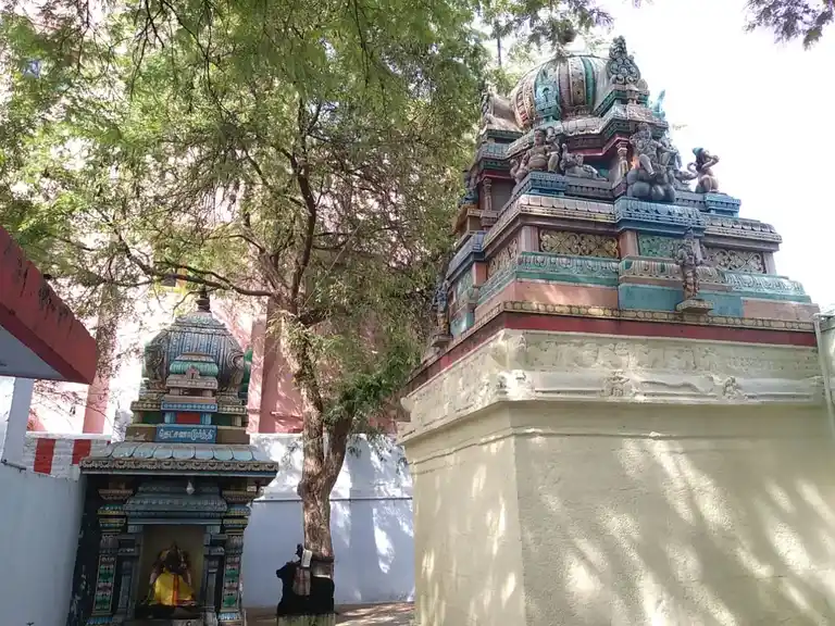 Arulmigu Thiruveethikonda Iyanar Temple, Sivakasi, Sivakasi - 626123 அருள்மிகு திருவீதிகொண்ட அய்யனார் திருக்கோயில், சிவகாசி, சிவகாசி நகர் - 626123, Virudhunagar - Ancient Temple Architecture and History Image 2